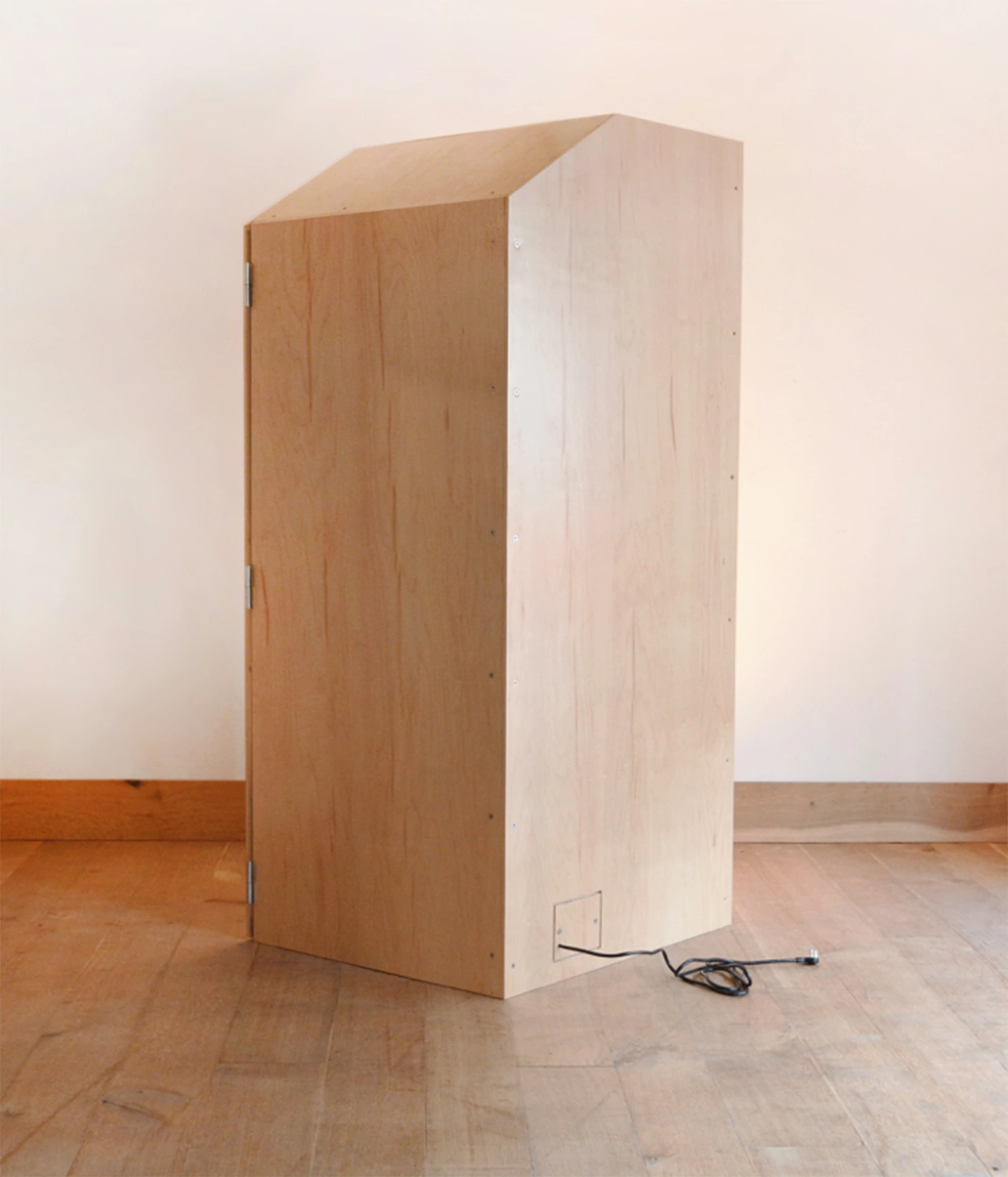 An empty open office, illustrating the lack of phone-call space
