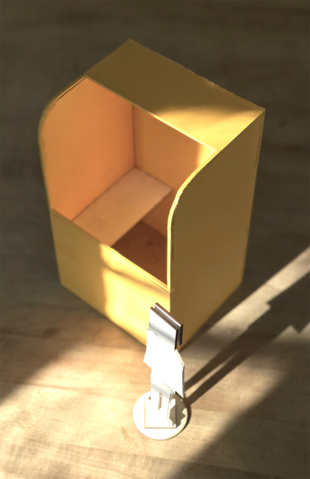 A second pass at 1:12 paper models, now with desks